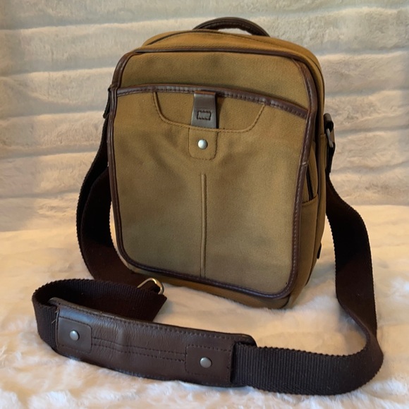 Ellington Bags Ellington Unisex Crossbody Bag Brown Canvas Leather